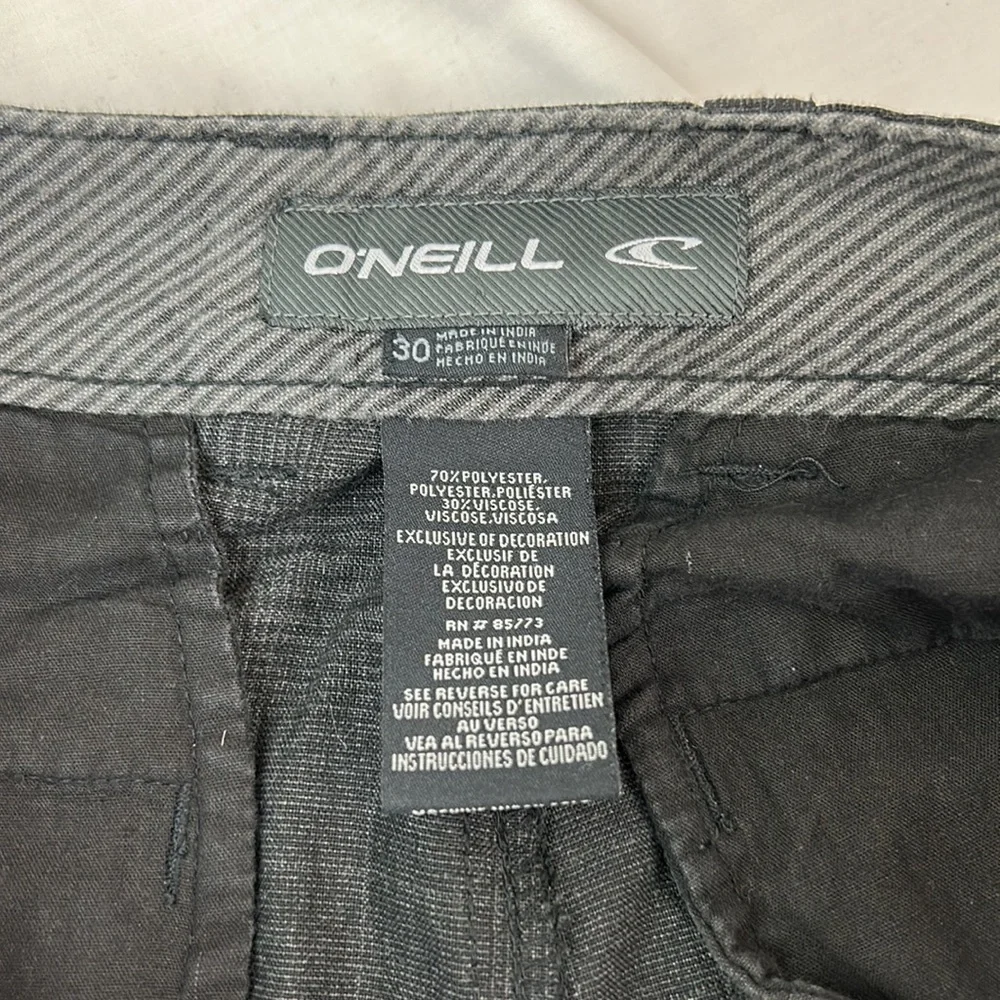 O’Neill Black Charcoal Plaid Flat Front Shorts Size 30